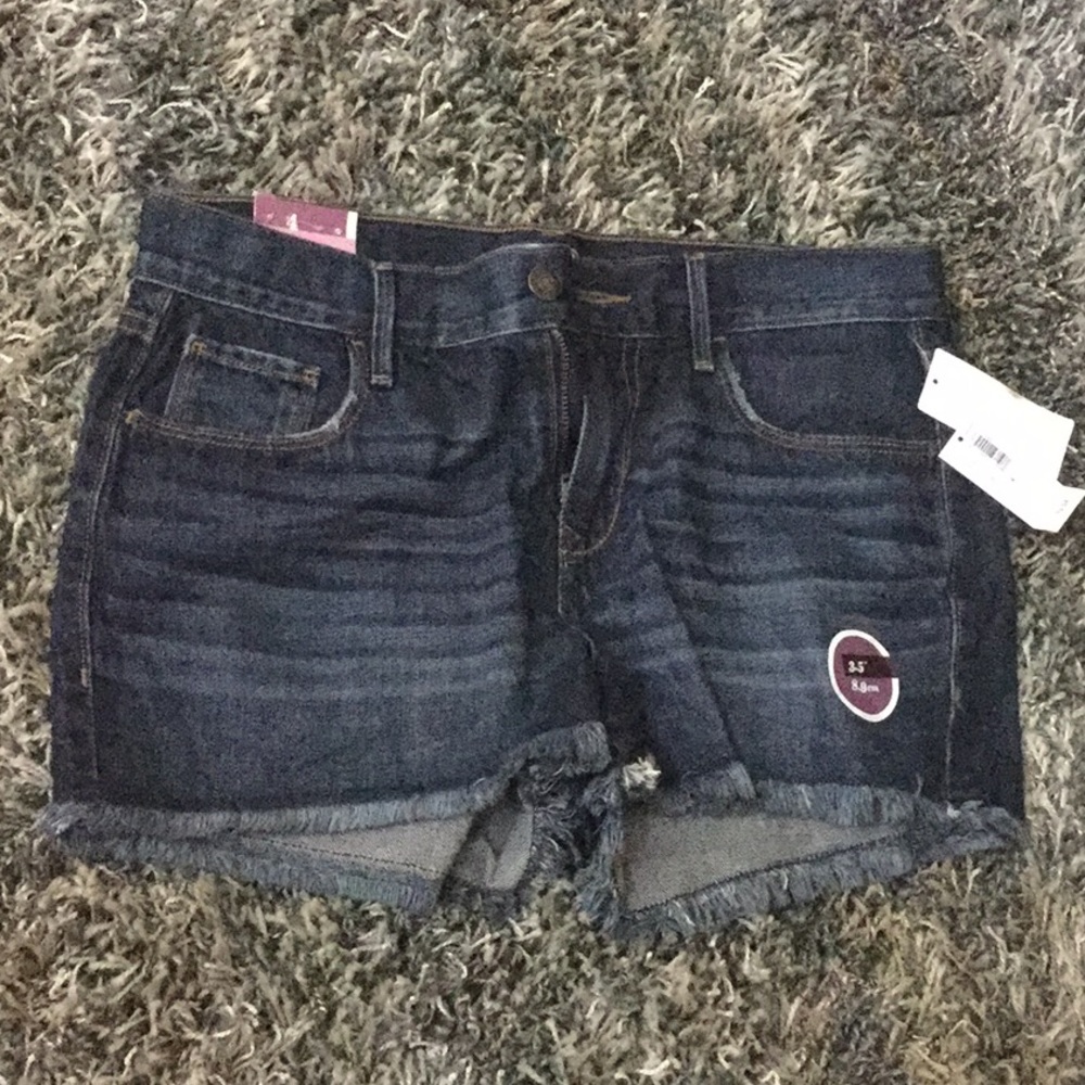 Woman’s old navy shorts